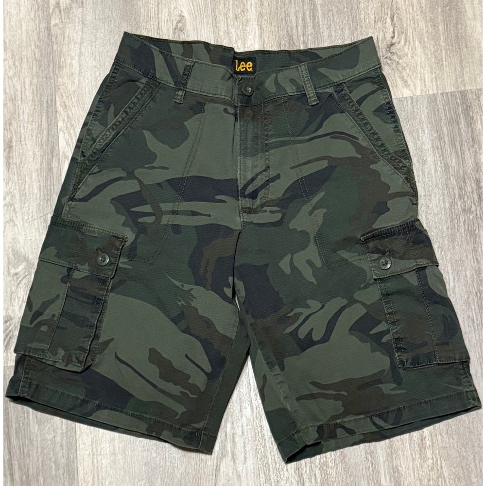 Lee Camo Green cargo‎ shorts size 29